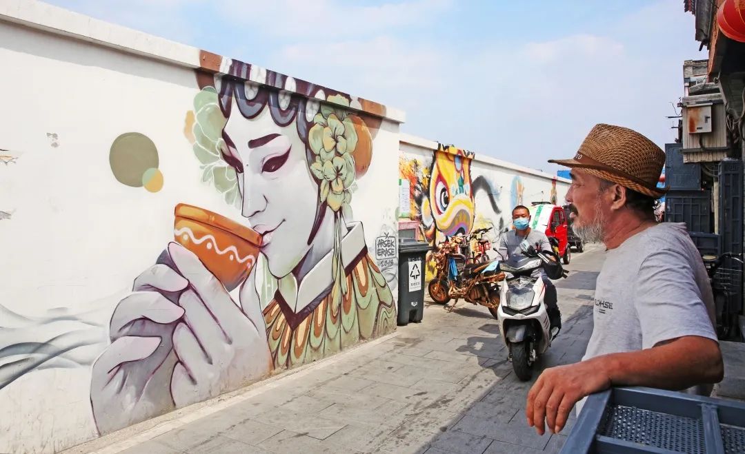 2022年，偶遇北京街头的京剧人物涂鸦墙。片岡航希作品.jpeg