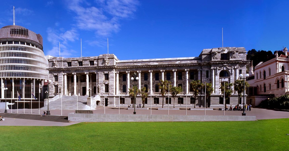 film-test-parliament-grounds-panorama-2006-murray-hedwig-photo.jpg