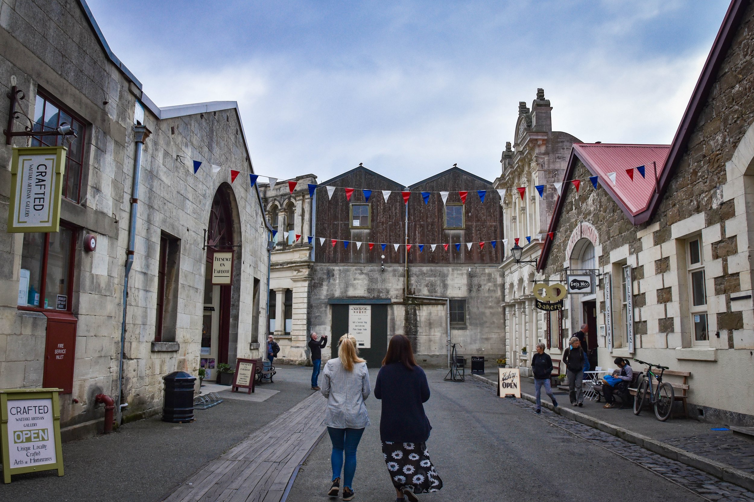 Oamaru+Victorian+Precinct+February+2020+Cindy+with+people+1.jpg