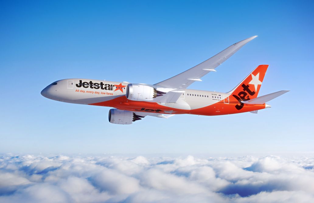 1920_jetstar787refreshlivery.jpg