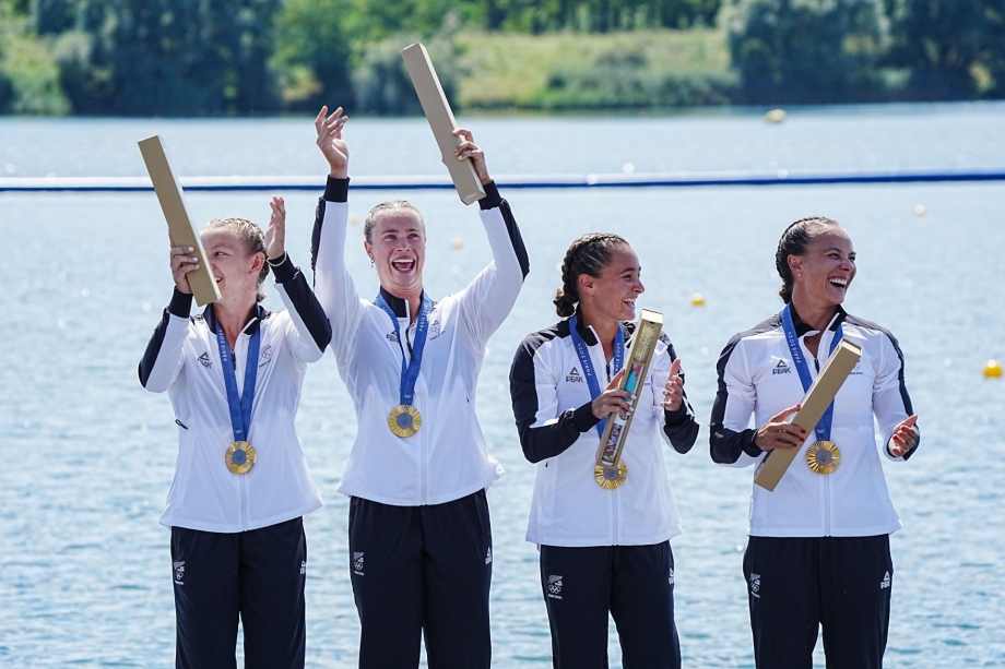 new_zealand_womens_kayak_four_500m_olympics_paris_2024.jpg