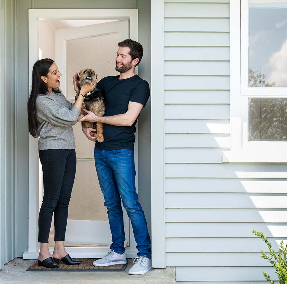 Shared-ownership-programmes-Page-header-half-1x.jpg