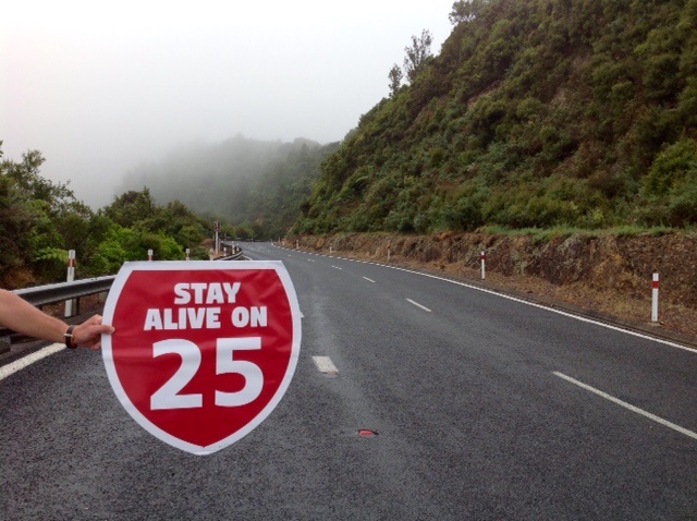stay-alive-on-25-3.jpg
