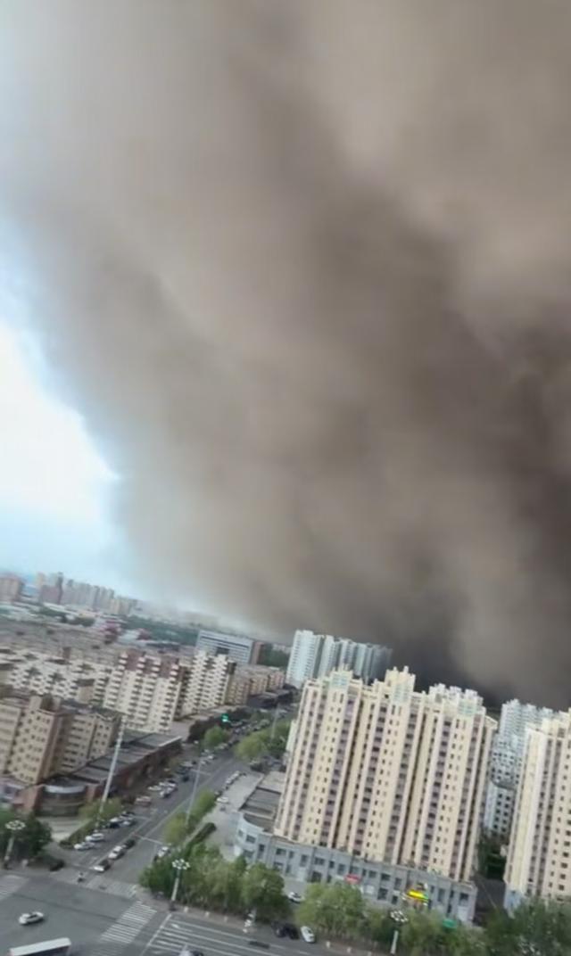 下载 (2).jpg