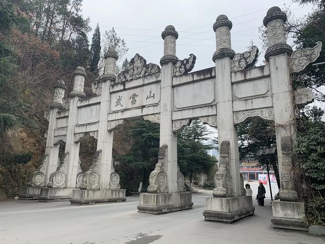 下载 (9).jpg