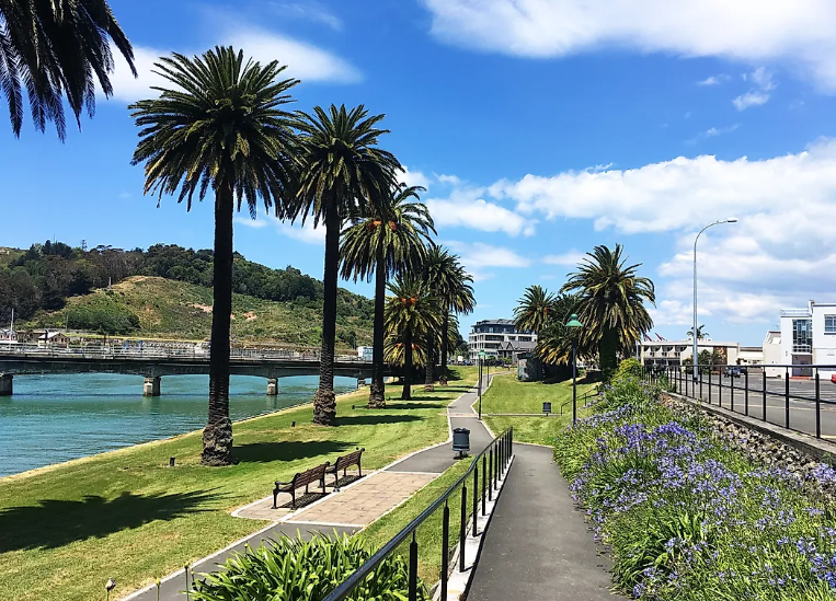 Gisborne.png