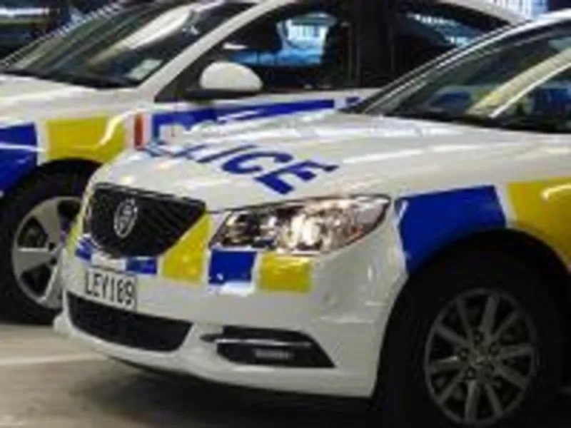 police-car-in-garage-1.jpg
